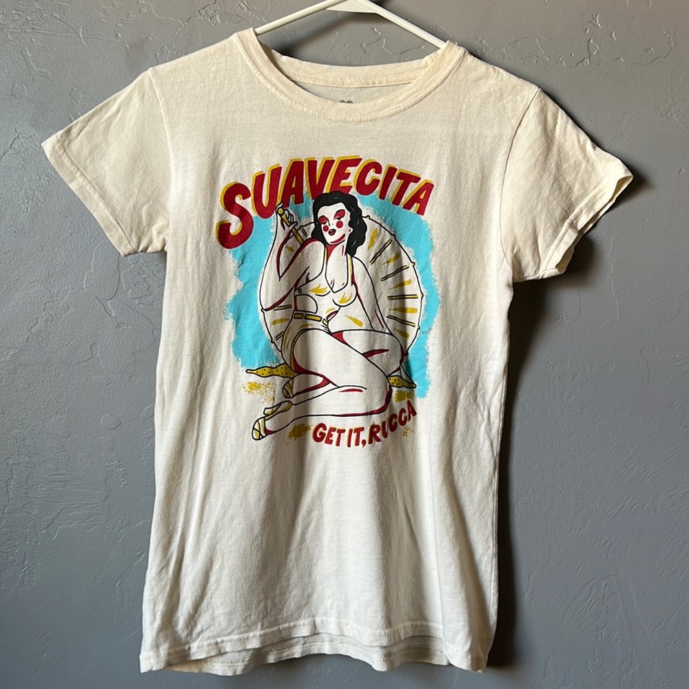 SUAVECITA Tee